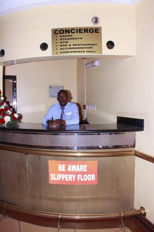 Hotel Central Park Nairobi Buitenkant foto