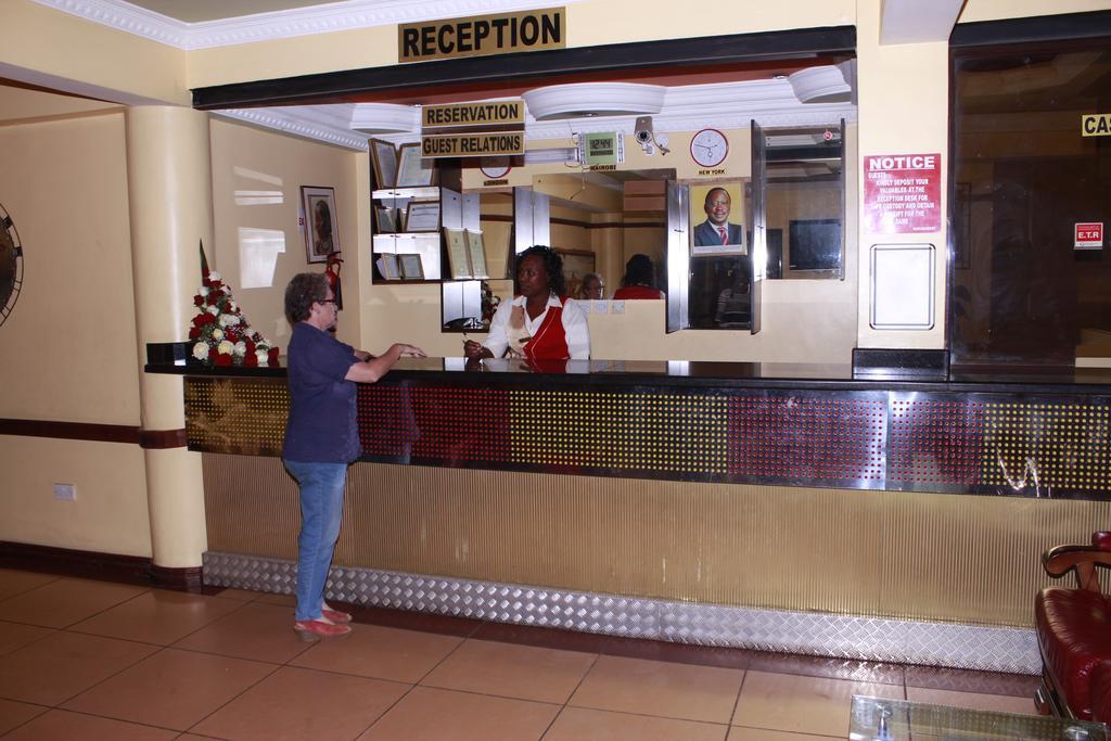 Hotel Central Park Nairobi Buitenkant foto