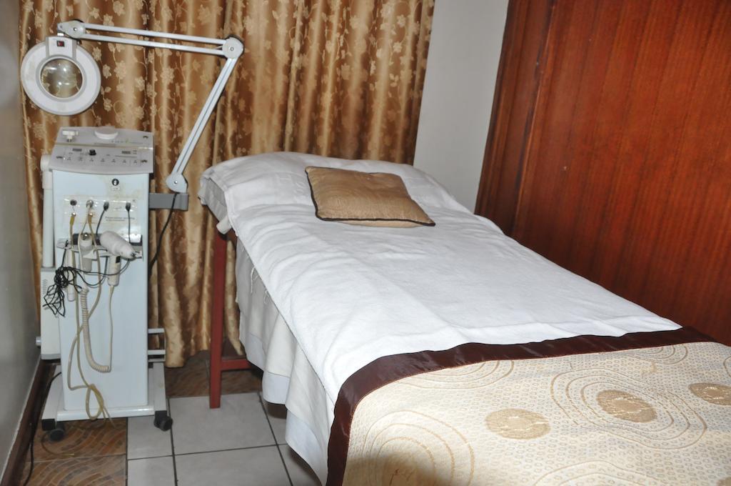 Hotel Central Park Nairobi Buitenkant foto